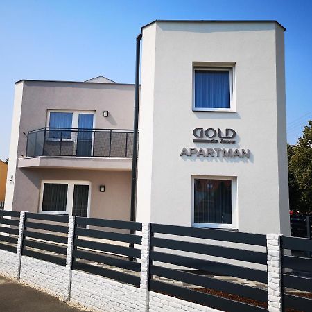 Gold De Luxe Apartman Hajduszoboszlo Exterior photo